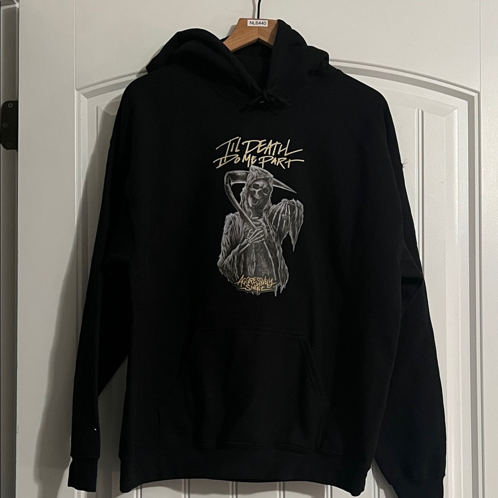 Aggressively Single Hoodie Large